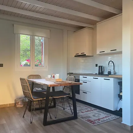 Robola Retreat * Βαλσαμάτα