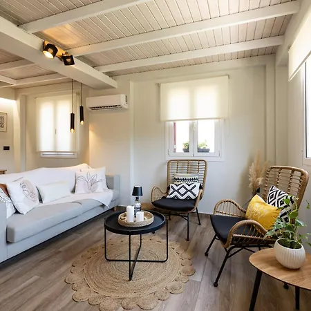 Robola Retreat