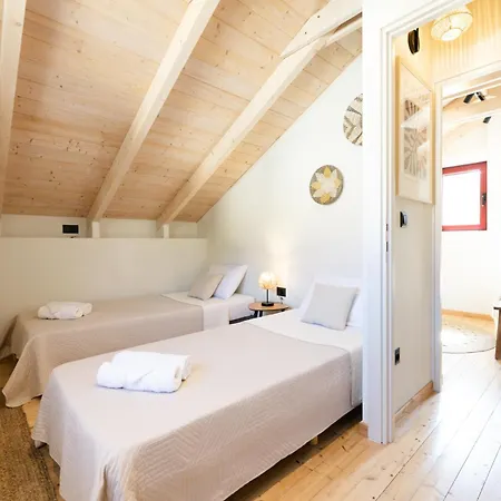 Robola Retreat *