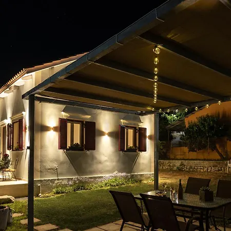 Robola Retreat Holiday home